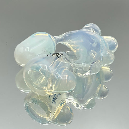 Opalescent Pinchie w/ Accent